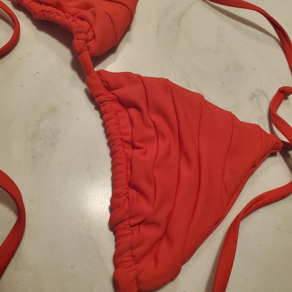 COY COY SWIMWEAR Red Triangle Bikini Top - Medium - Picture 2 of 3